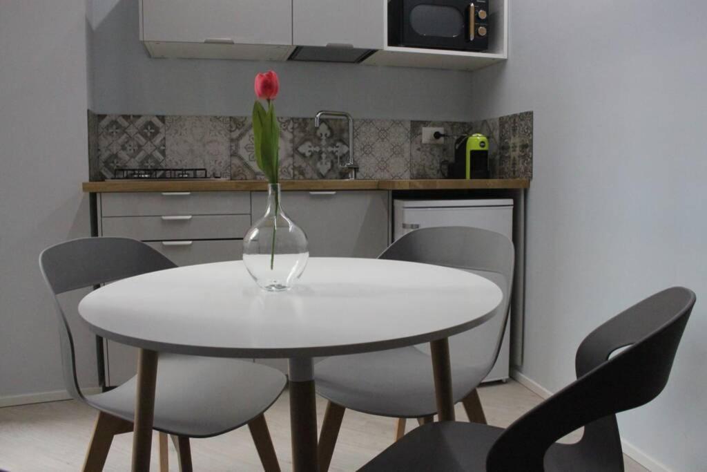 Valina Apartments Catánia Buitenkant foto